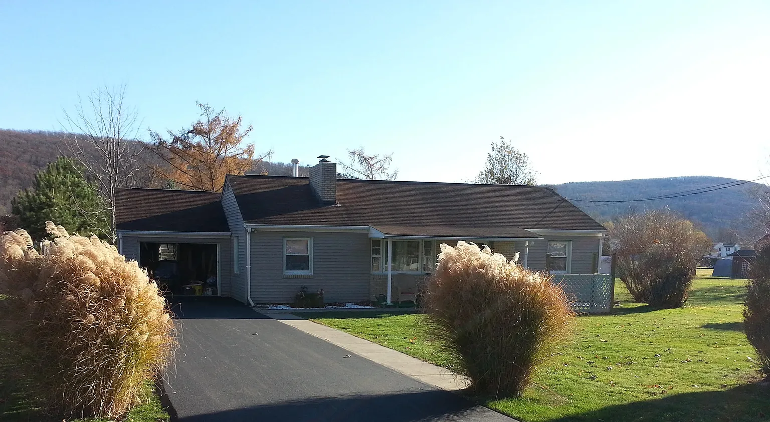 1329 Mountain View Cir photo 1