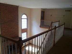 2nd floor foyer