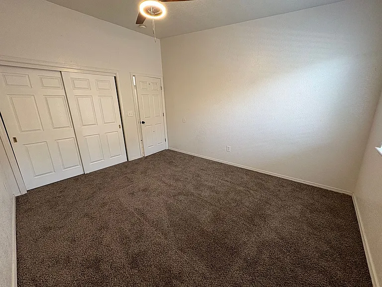 1040 N Sumter Ct — Photo 30
