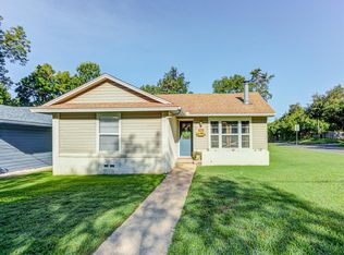 628 N Wharton St, Sherman, TX 75092