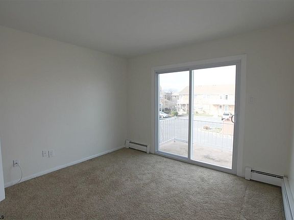 2nd image of 5515 Suffolk Ct #1806