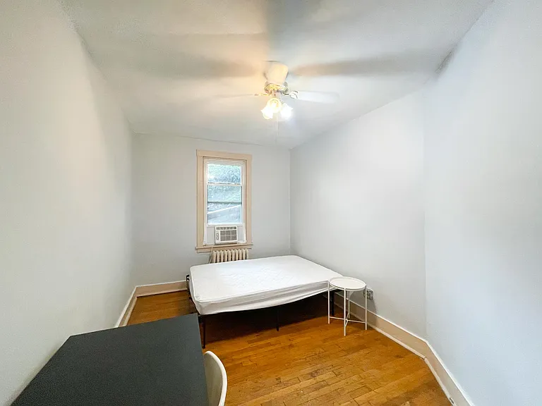 5725 Phillips Ave — Photo 15