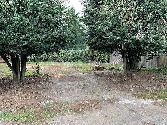 2nd image of 5908 NE 108th Ave