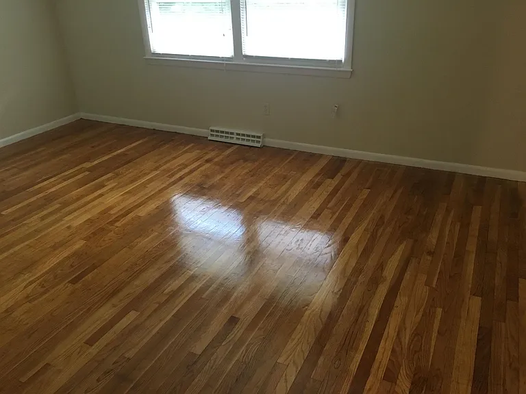 Princeton Court Apartments — Photo 31