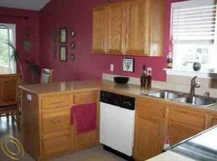 6148 N Pond Pointe, Grand Blanc Twp, MI 48439