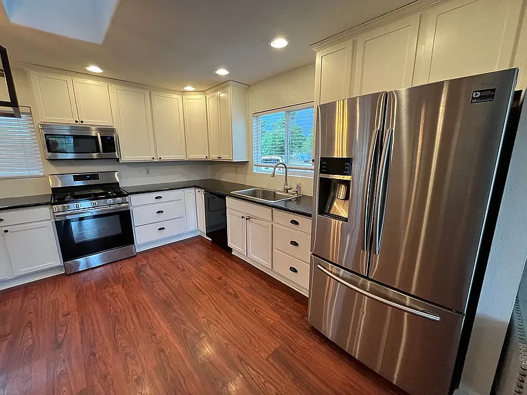 1030 Dresslerville Rd — Photo 8