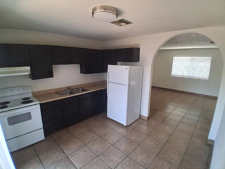 1500 N Catalina Ave #8 — Photo 12