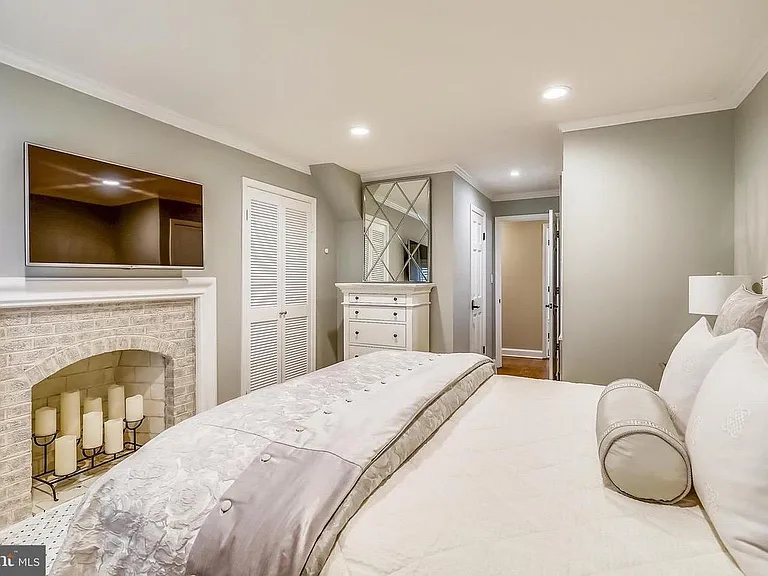 217 S Fayette St — Photo 13