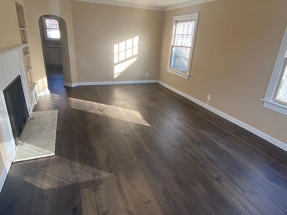 2nd image of 434 S Weinbach Ave