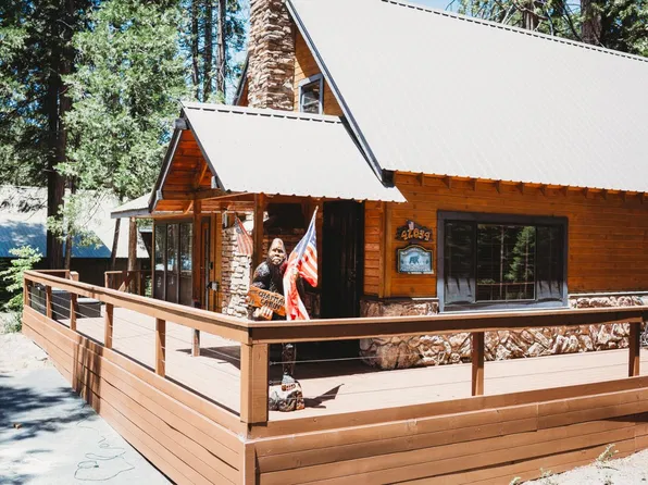 42034 Elderberry Rd, Shaver Lake, CA 93664