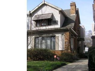 976 E Godfrey Ave, Philadelphia, PA 19124