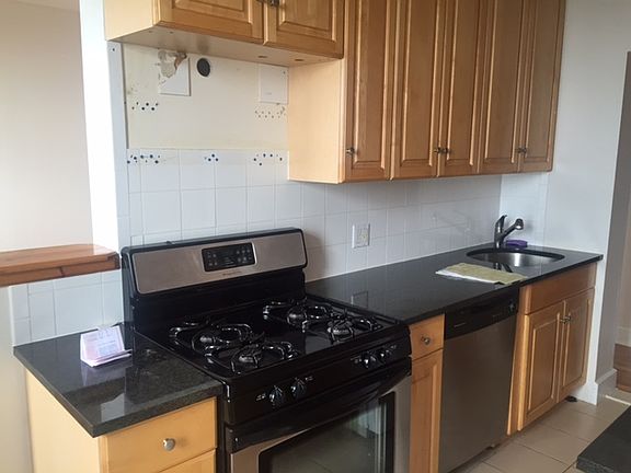 4th image of 3100 Brighton 2nd St APT 6C