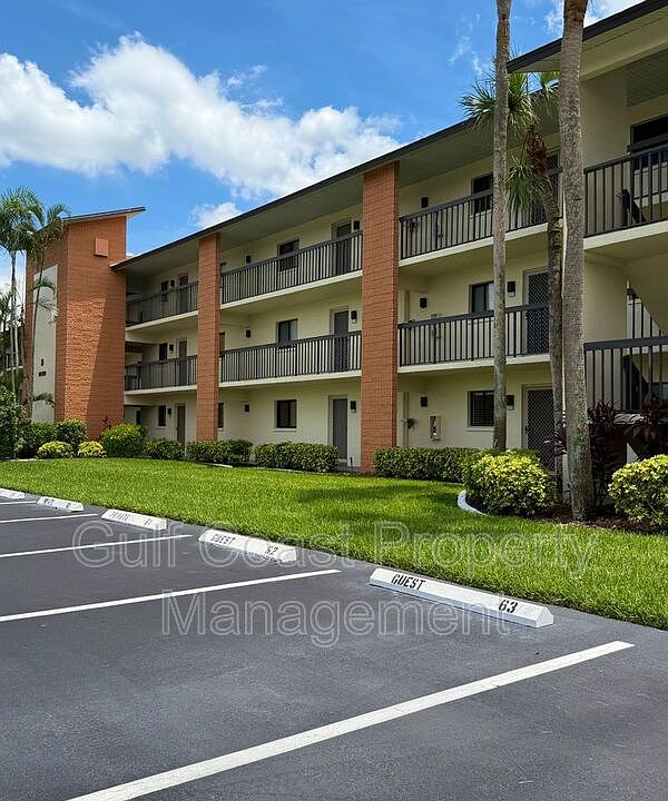 1st image of 16150 Bay Pointe Blvd #107