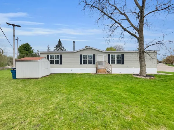 1836 Collins Ct, Milford, MI 48381