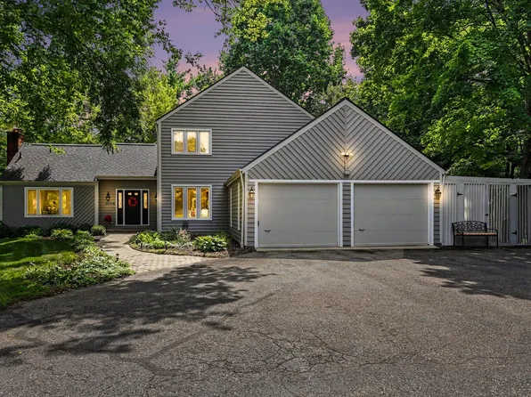 11104 Littlefield, Richland, MI 49083