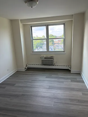 16420 Highland Ave #9M Photo 1