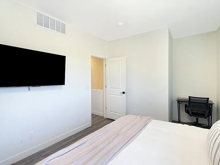 805 S 800 W #C — Photo 5