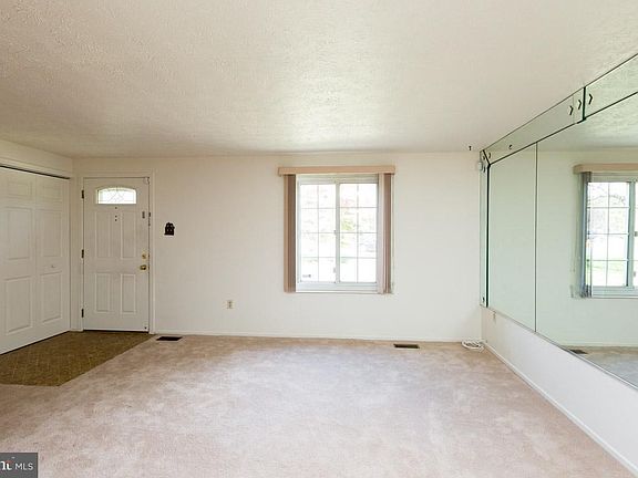 4th image of 7820 Mineral Springs Dr