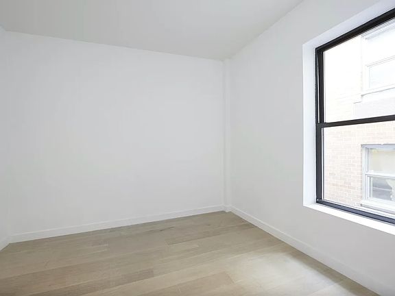 5th image of 634 E 11th St APT 3