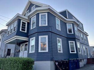 10 Prescott St #3, Salem, MA 01970