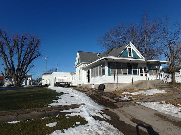 2nd image of 305 N 5th St