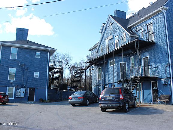 5th image of 838 N 4th Ave