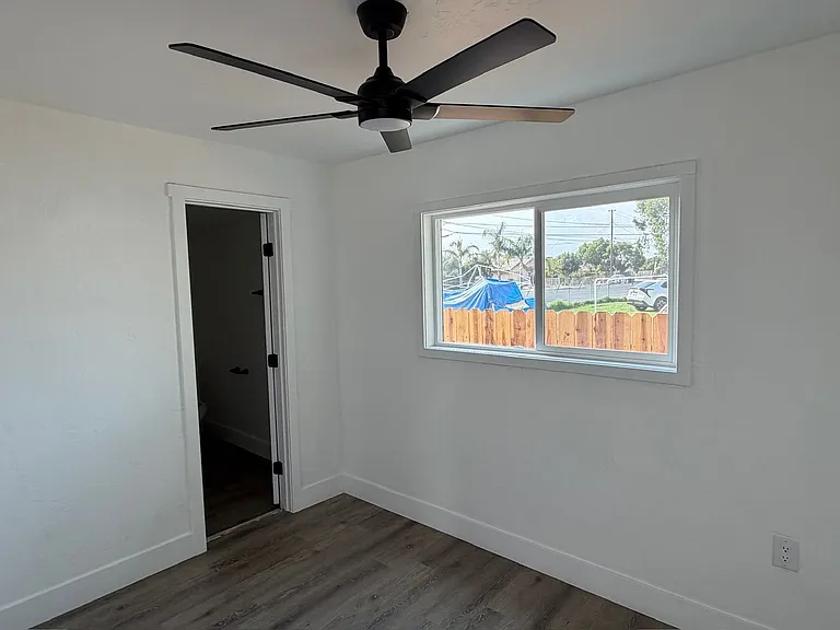 824 S Phillips St — Photo 25