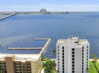 3300 N Key Dr APT 8C, North Fort Myers, FL 33903