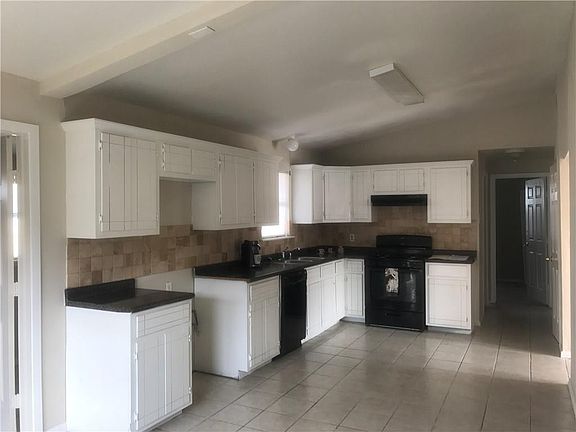 2nd image of 705 Glenfield Dr