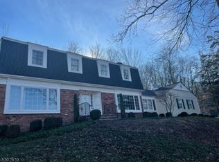 7 Dryden Rd, Califon, NJ 07830