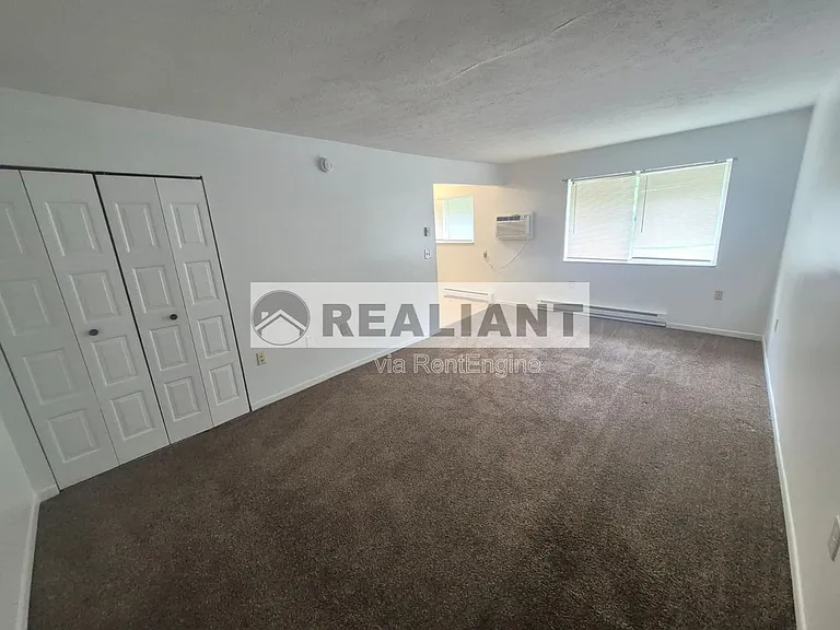 918 Highland Ave #9 — Photo 2