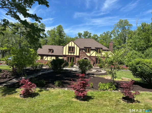43 Windtree Road East, Torrington, CT 06790