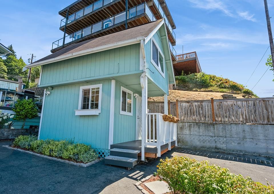 New Exterior Photo