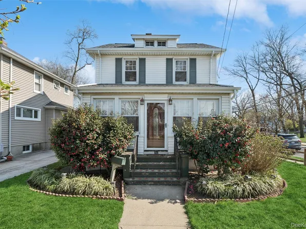 262 Floral Boulevard, Floral Park, NY 11001