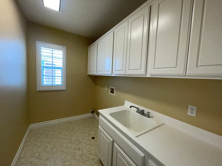 10330 Cooks Dr — Photo 22