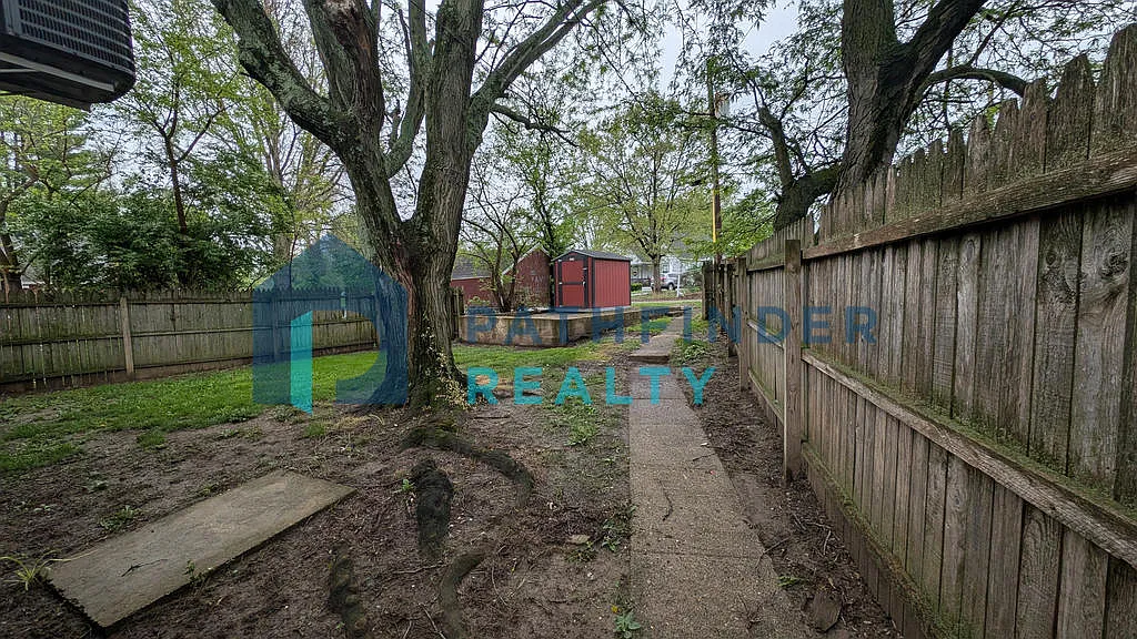 4202 — Photo 2