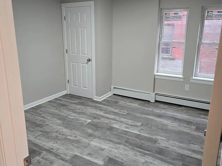 228-230 Maple Ave #3N — Photo 26