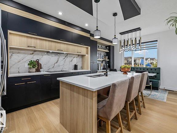 5th image of 3616 Triomphe Blvd