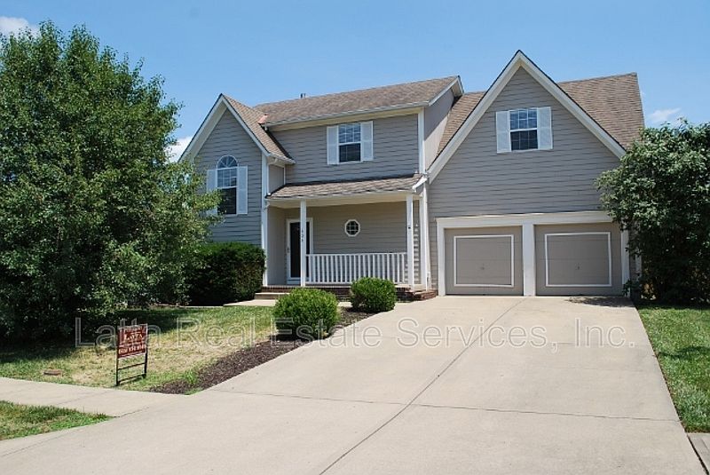 605 SE Shiloh Dr, Lees Summit, MO 64063 Zillow