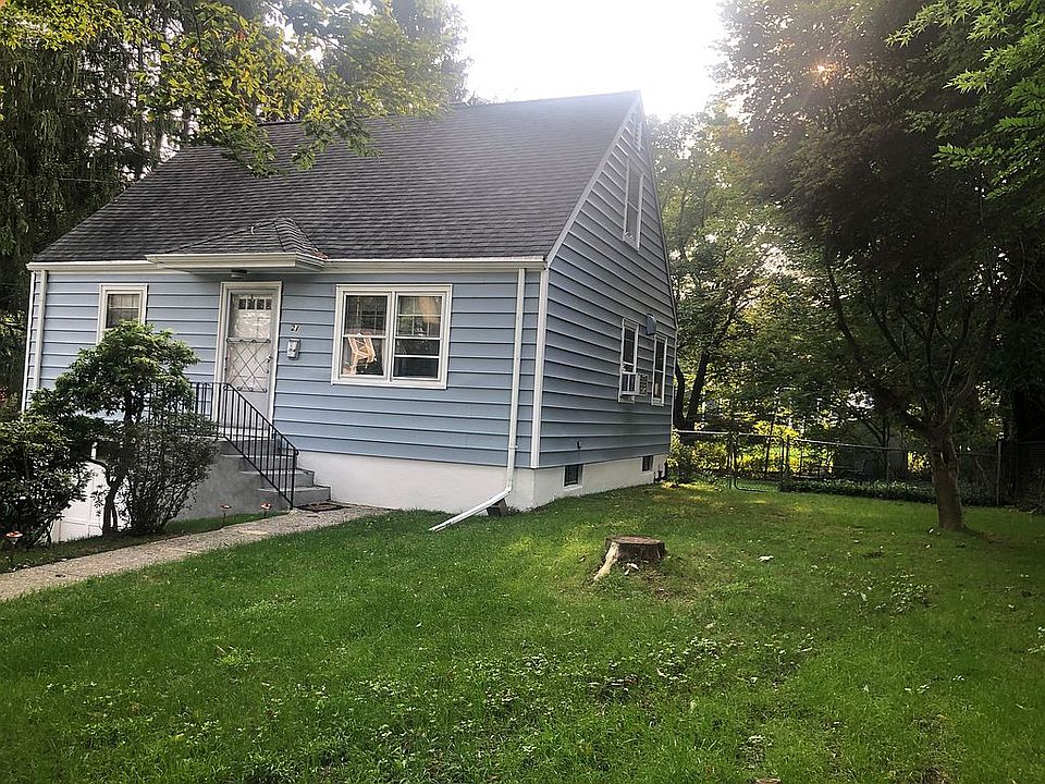 1st image of 21 Crest View Ave