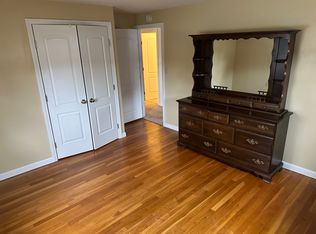 5 Shady Ln, Dover, NH 03820