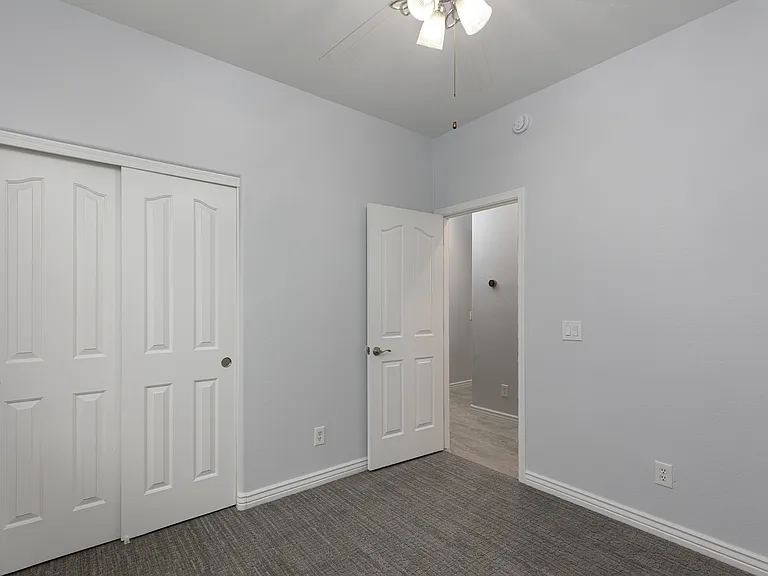 Additional bedroom #1