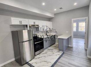 350 S 10th St #2L, Newark, NJ 07103