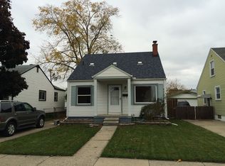 27281 Waldorf St, Roseville, MI 48066