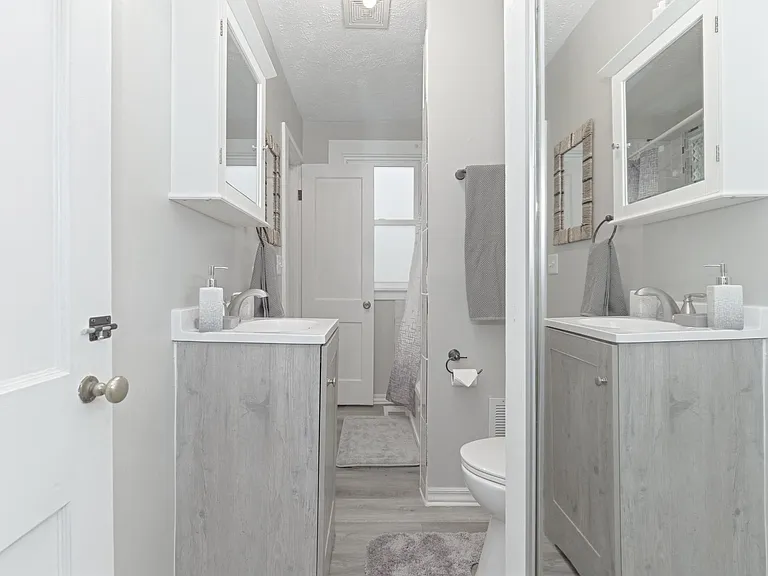 207 E Phoenix Ave — Photo 11