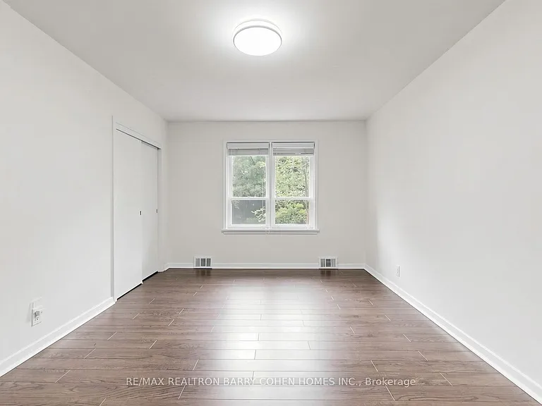 3 Greengate Rd — Photo 26