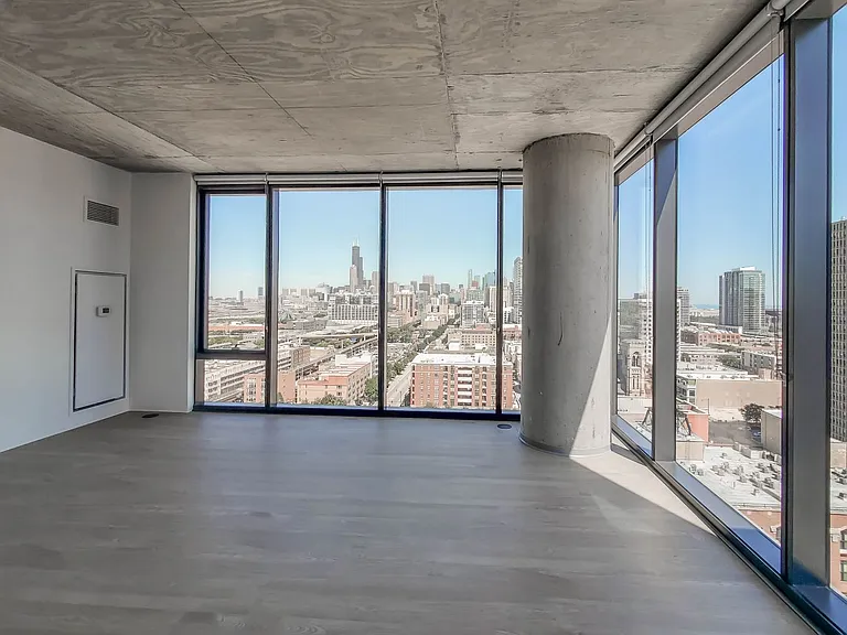 Dining/Living room