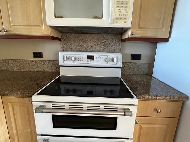 75-6009 Alii Dr #M23 — Photo 25