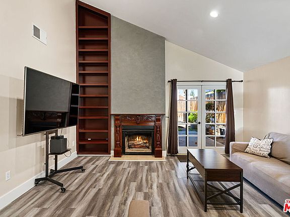 5th image of 2918 La Costa St