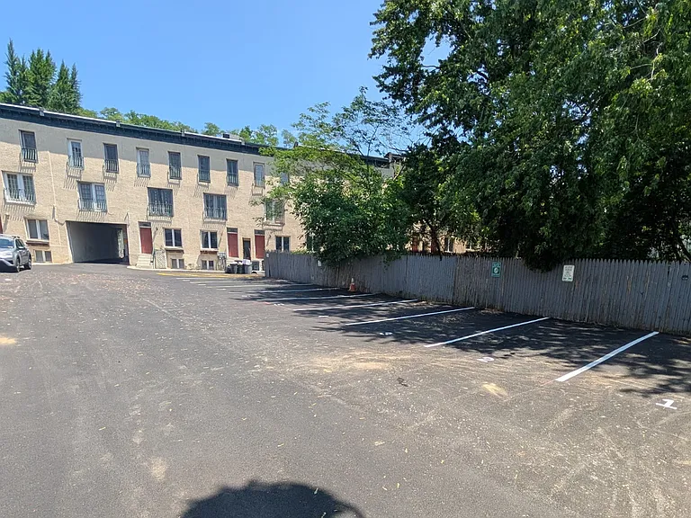4700 Alden Ave #1 — Photo 10